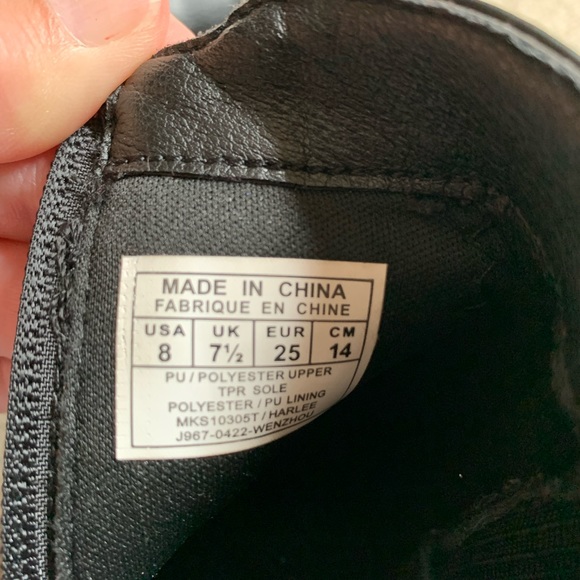 Michael Kors kids boots, size 8 - Picture 7 of 8